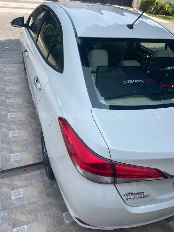 Toyota Yaris Sedan 2021 for Sale in Lahore Image-1