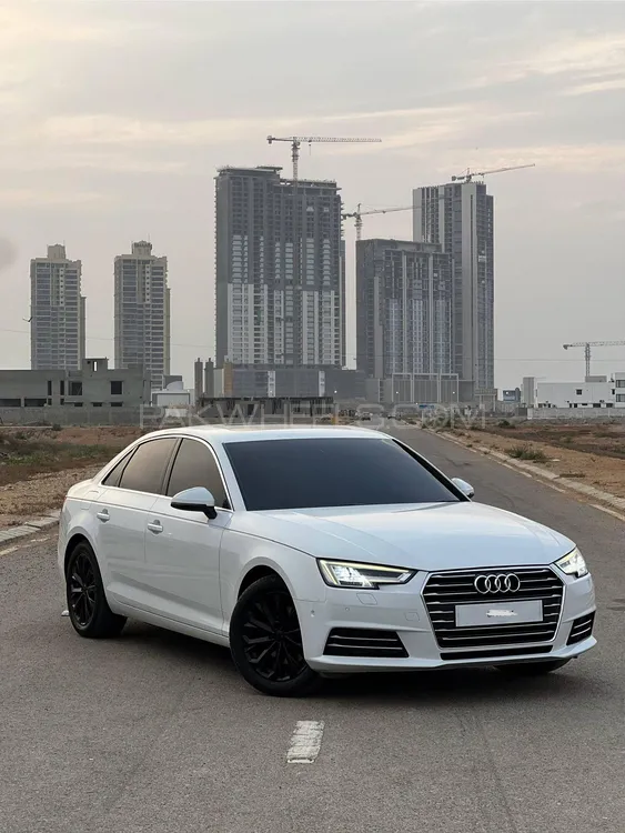 Audi A4 2016 for Sale in Karachi Image-1