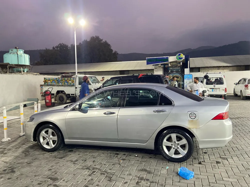 Honda Accord 2004 for Sale in Abbottabad Honda Accord 2004 for Sale in Abbottabad Image-12