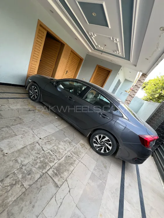 Honda Civic 2017 for Sale in Islamabad Image-1