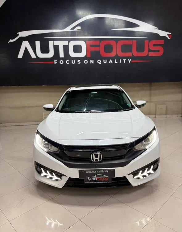 Honda Civic 2017 for Sale in Peshawar Image-1