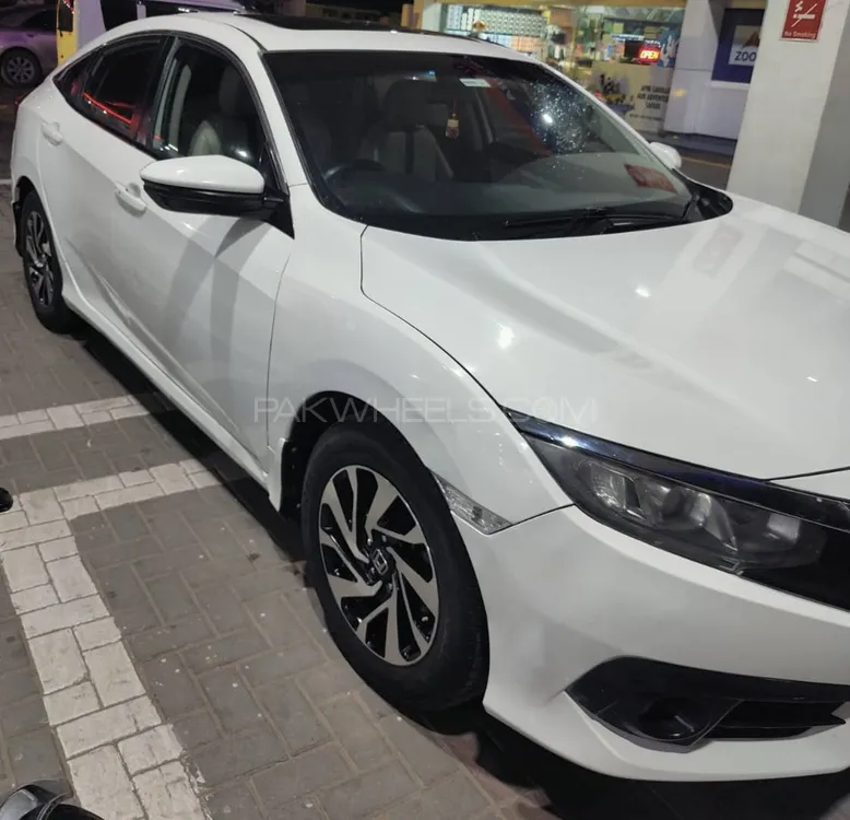 Honda Civic 2019 for Sale in Lahore Image-1