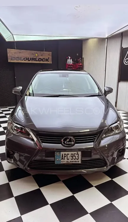 Lexus CT200h 2017 for Sale in Islamabad Image-1