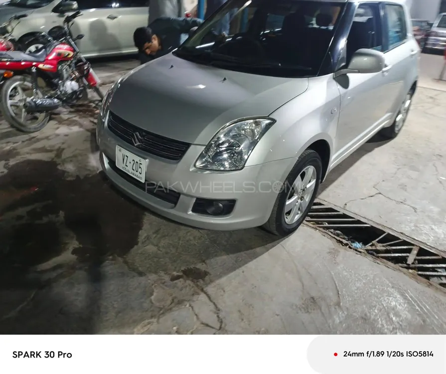 Suzuki Swift 2012 for Sale in Lahore Image-1