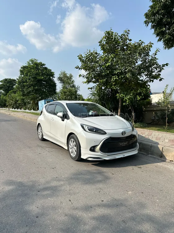 Toyota Aqua 2021 for Sale in Peshawar Image-1