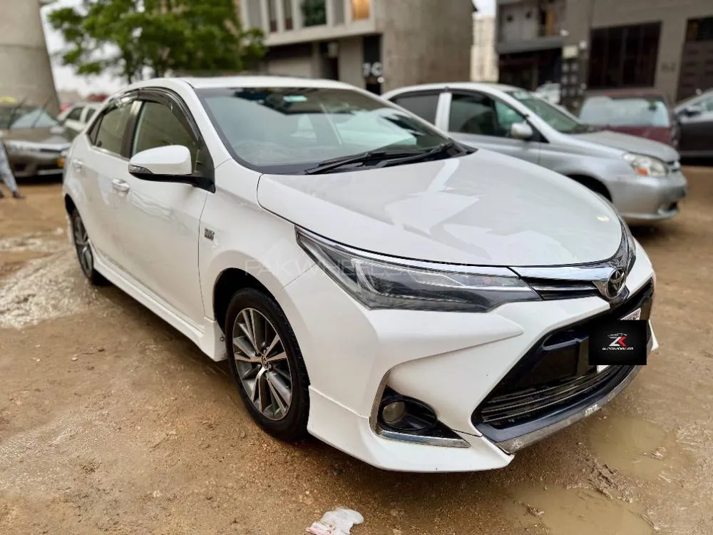 Toyota Corolla 2020 for Sale in Karachi Image-1