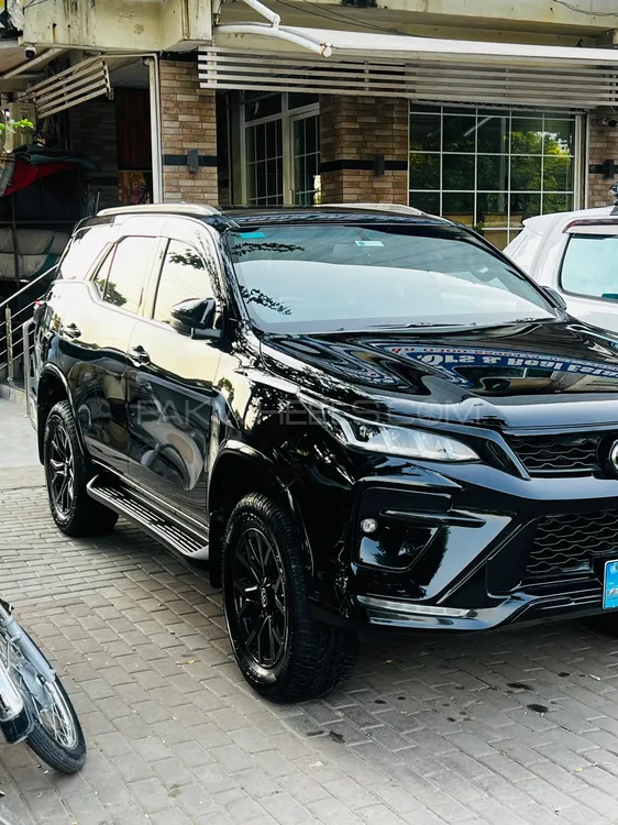 Toyota Fortuner 2024 for Sale in Islamabad Image-1
