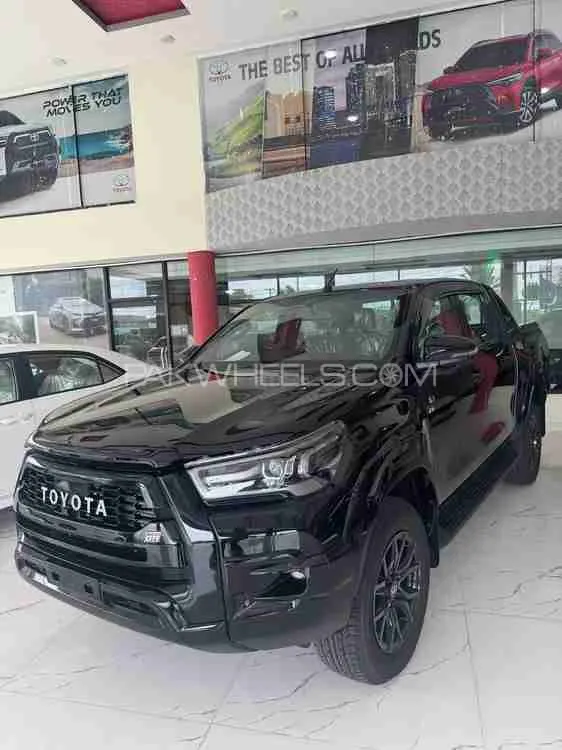 Toyota Hilux 2025 for Sale in Islamabad Image-1