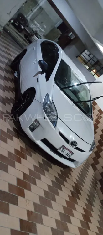 Toyota Prius 2011 for Sale in Karachi Image-1