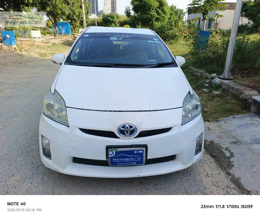 ٹویوٹا پریوس 2011 for Sale in اسلام آباد Image-1