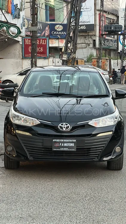 Toyota Yaris Sedan 2021 for Sale in Lahore Image-1