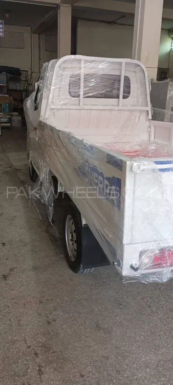 Changan M9 2025 for Sale in Islamabad Image-1