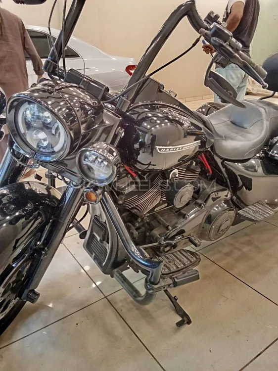 Harley Davidson Road King 2017 for Sale Image-1