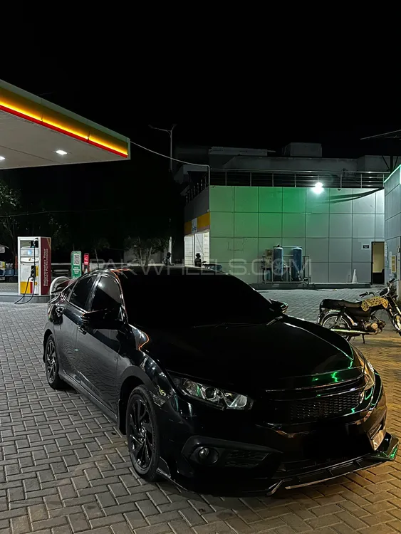 Honda Civic 2017 for Sale in Multan Image-1