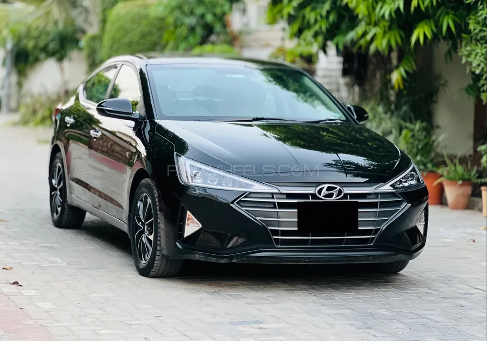 Hyundai Elantra 2024 for Sale in Faisalabad Image-1