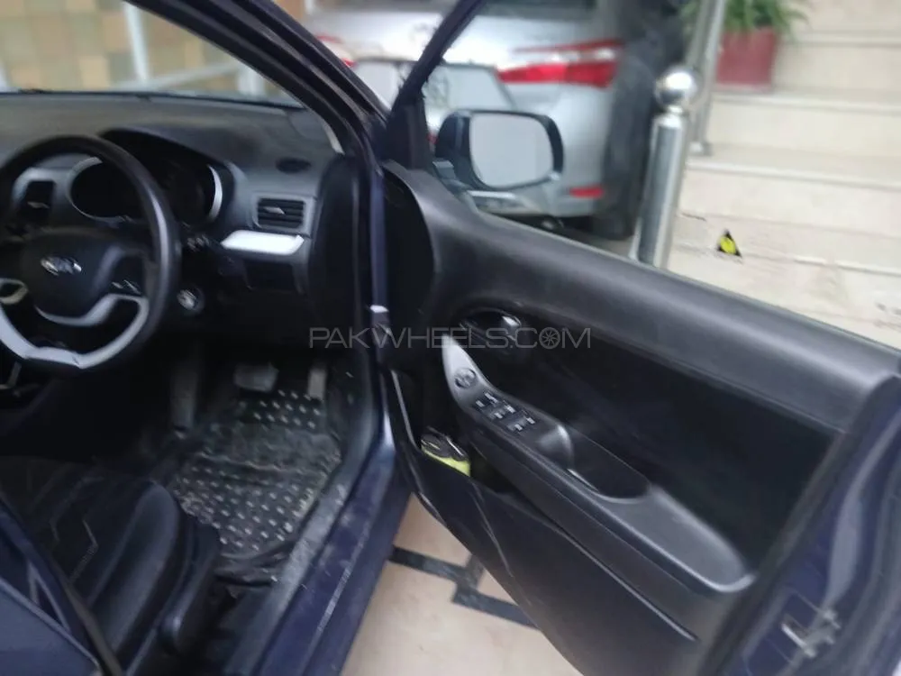 KIA Picanto 2019 for Sale in Peshawar Image-1