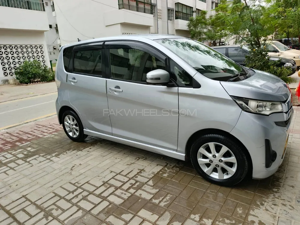 Mitsubishi EK Custom 2013 for Sale in Karachi Image-1