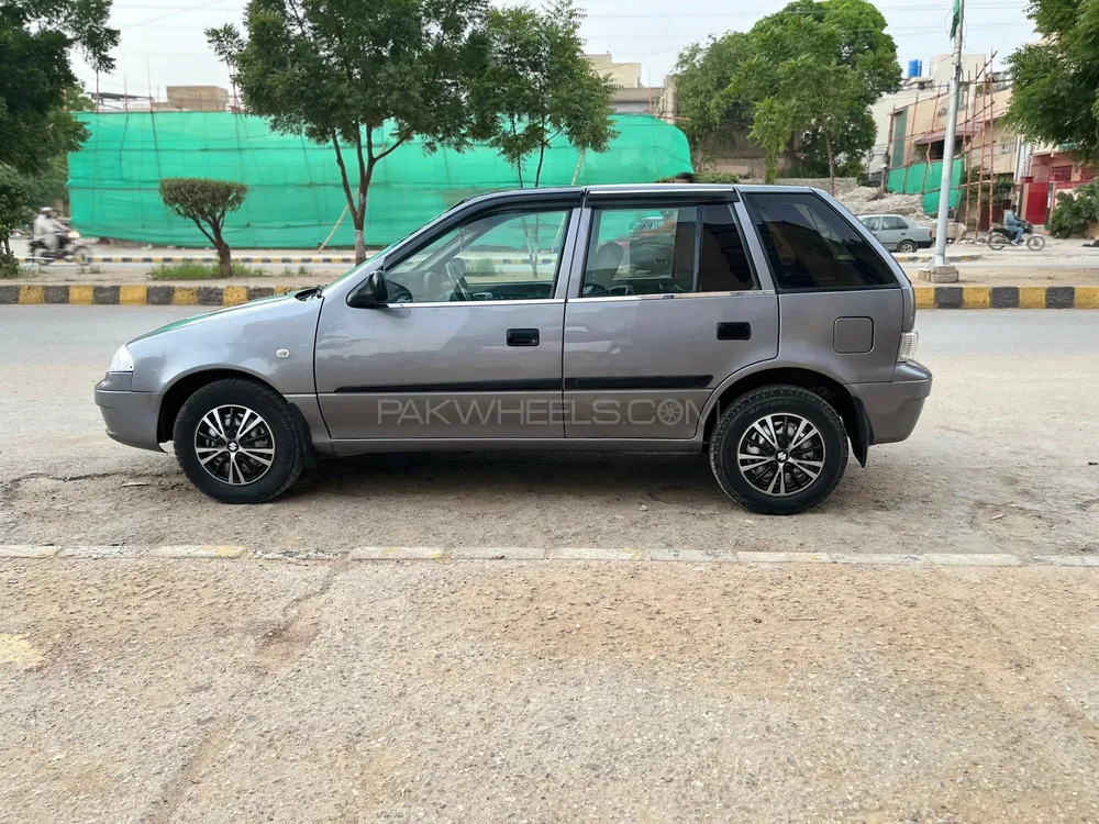 Suzuki Cultus 2014 for Sale in Karachi Suzuki Cultus 2014 for Sale in Karachi Image-6