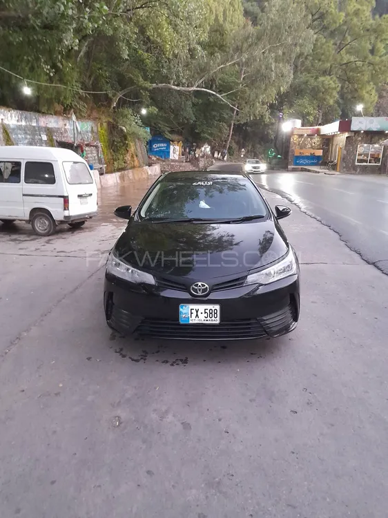 Toyota Corolla 2015 for Sale in Islamabad Image-1