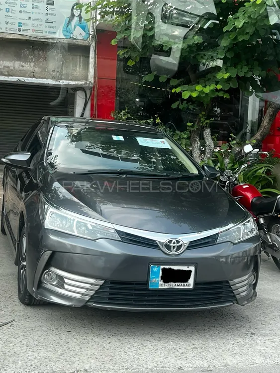 Toyota Corolla 2018 for Sale in Islamabad Image-1
