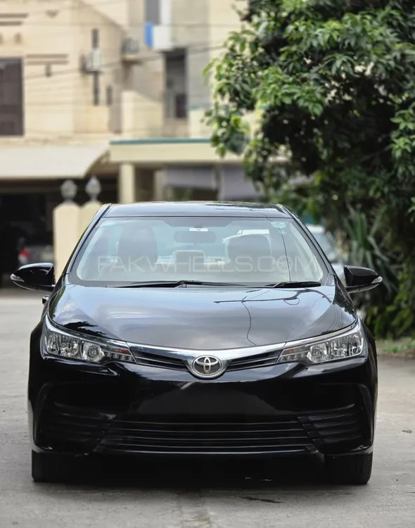 Toyota Corolla 2020 for Sale in Lahore Image-1