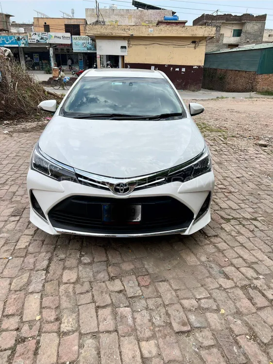 Toyota Corolla 2016 for Sale in Islamabad Image-1