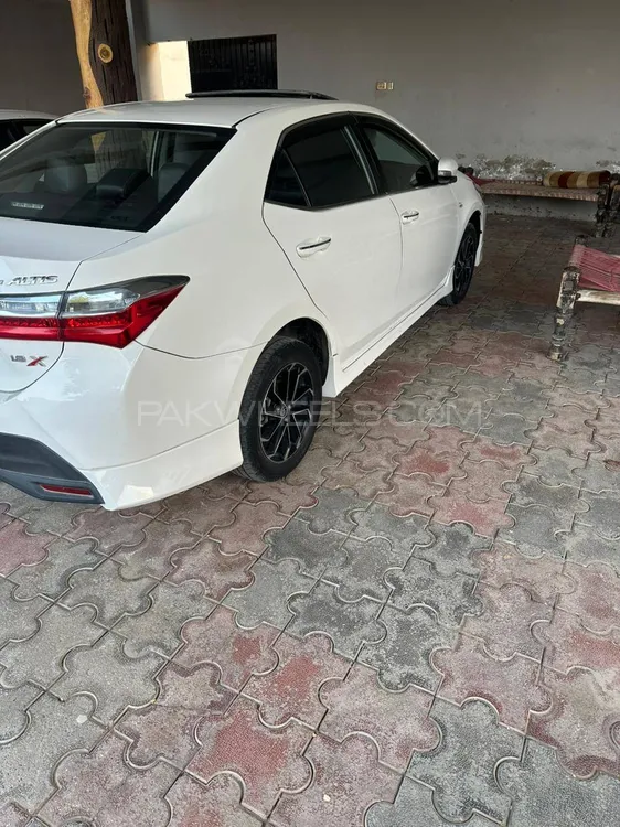 Toyota Corolla 2023 for Sale in Bannu Image-1