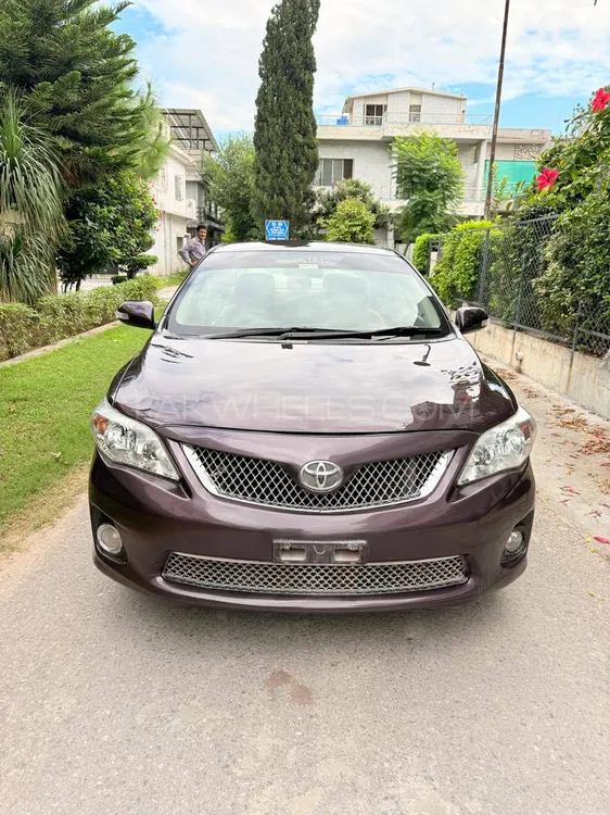 Toyota Corolla 2012 for Sale in Islamabad Image-1