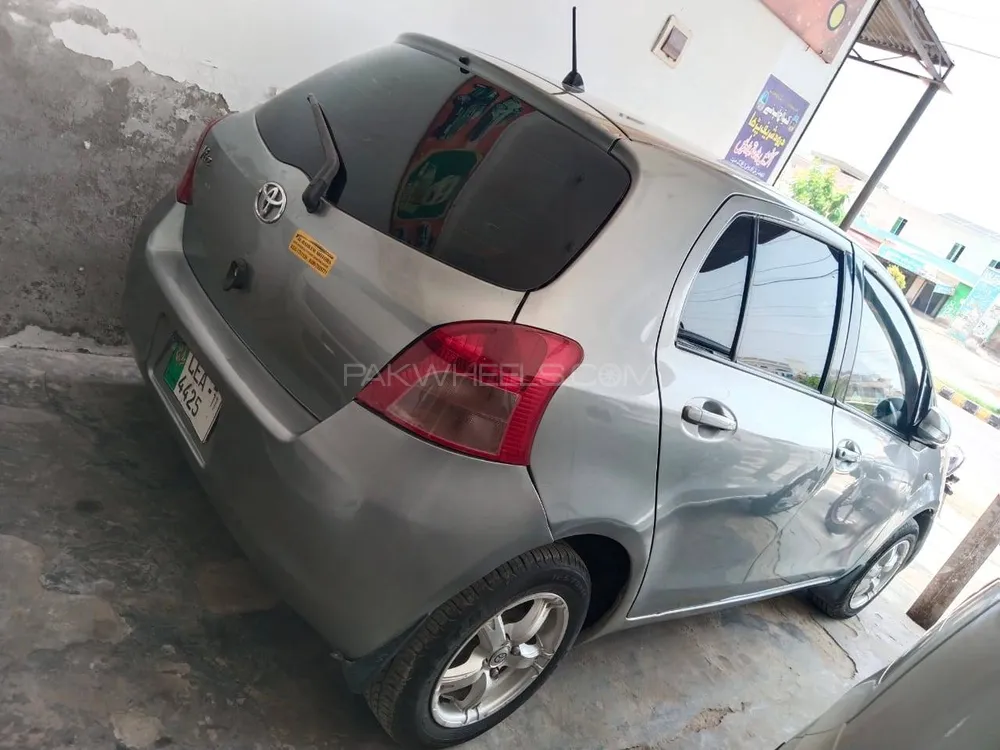 Toyota Vitz 2008 for Sale in Hasilpur Image-1