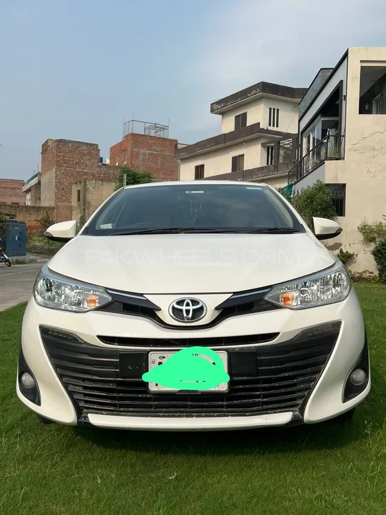 Toyota Yaris Sedan 2023 for Sale in Lahore Image-1