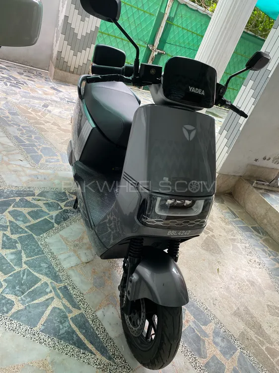 Yadea Epoc-H 2025 for Sale Image-1