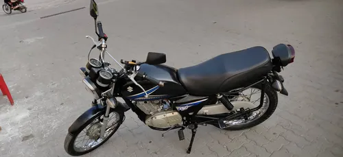 Suzuki GS 150 2016