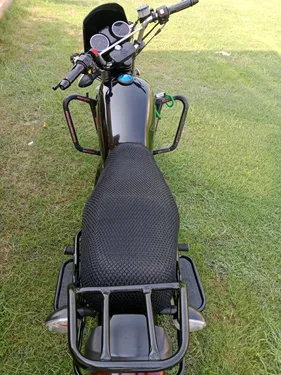 Suzuki GS 150 2022