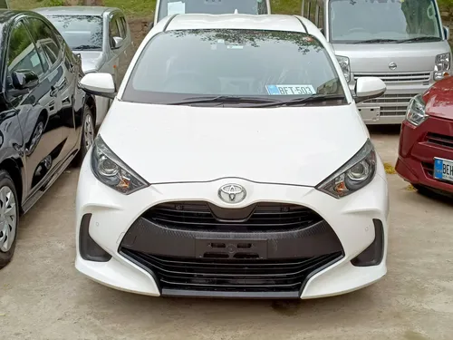 Toyota Yaris Hatchback X 2021