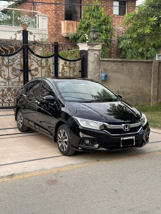 Honda City 2022 for Sale in Lahore Image-1