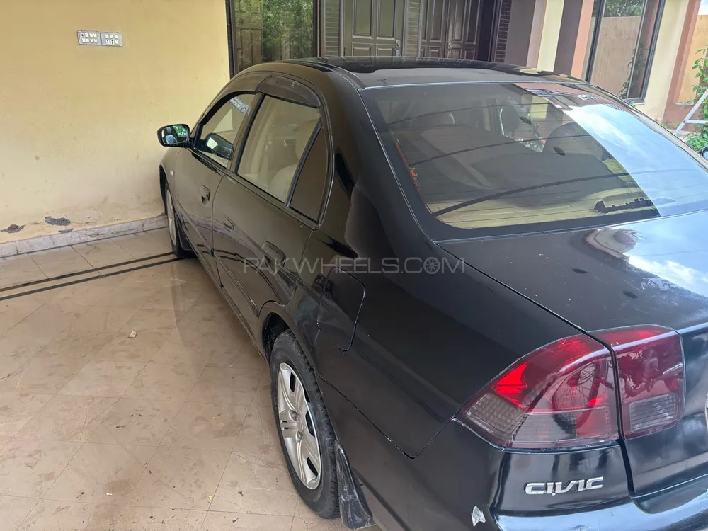 Honda Civic 2004 for Sale in Faisalabad Image-1