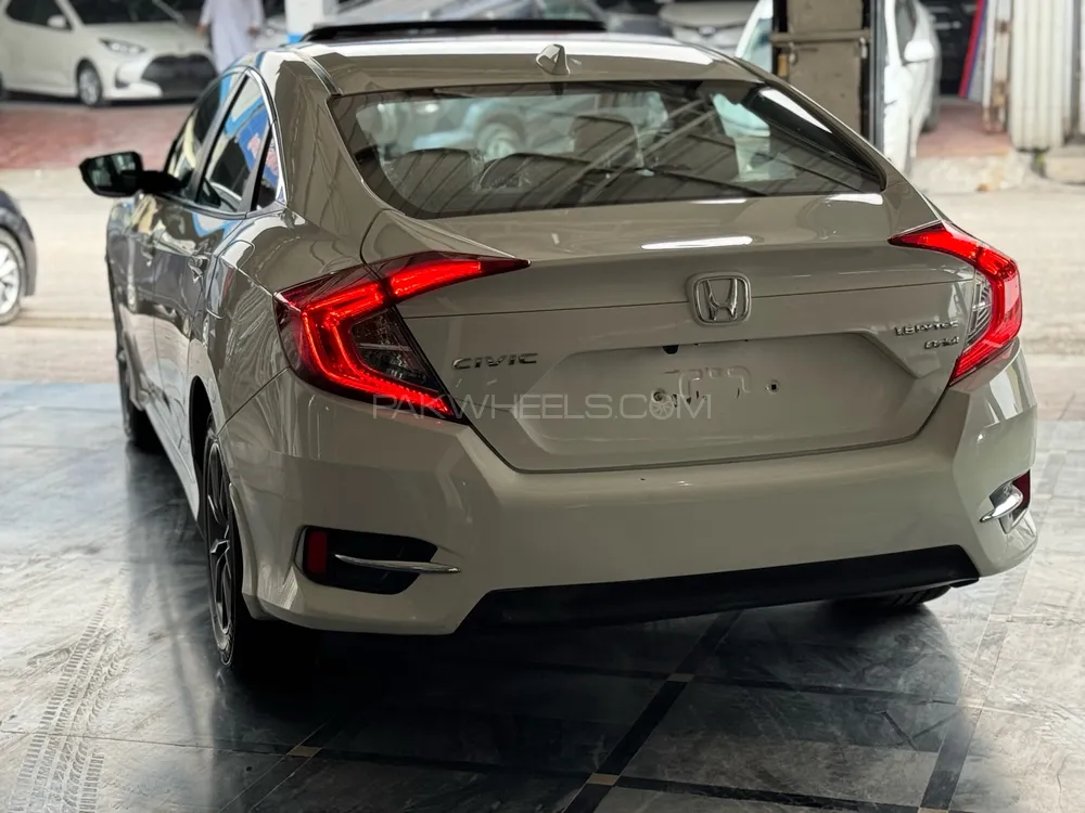 Honda Civic 2021 for Sale in Peshawar Image-1