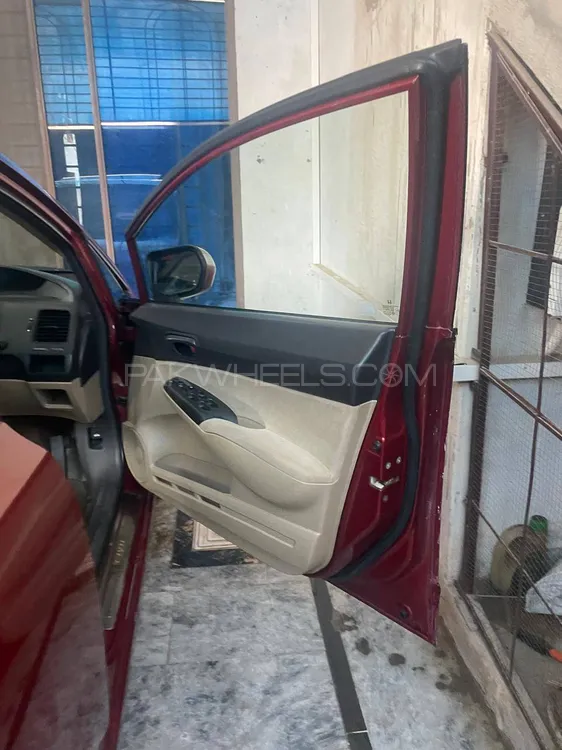 Honda Civic 2010 for Sale in Bahawalpur Honda Civic 2010 for Sale in Bahawalpur Image-11