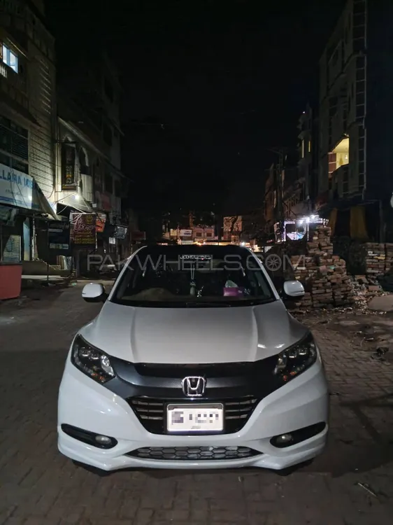 Honda Vezel 2014 for Sale in Mirpur khas Image-1
