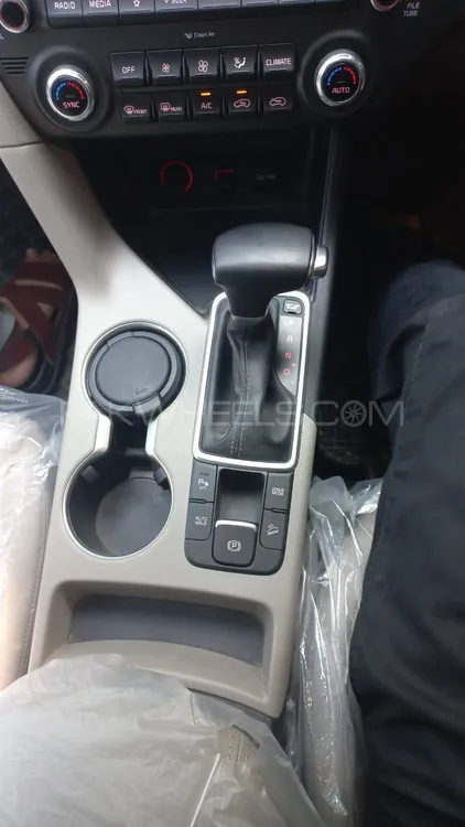 KIA Sportage 2021 for Sale in Multan KIA Sportage 2021 for Sale in Multan Image-5