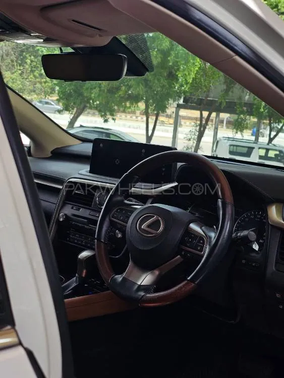 Lexus RX Series 2020 for Sale in Karachi Lexus RX Series 2020 for Sale in Karachi Image-9