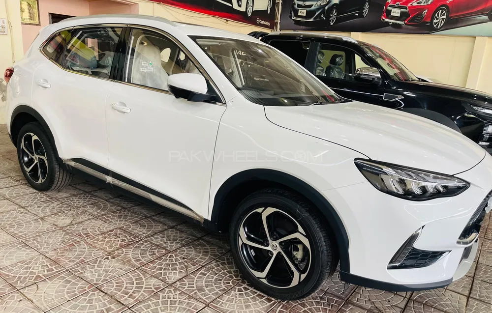 MG HS 2025 for Sale in Multan Image-1