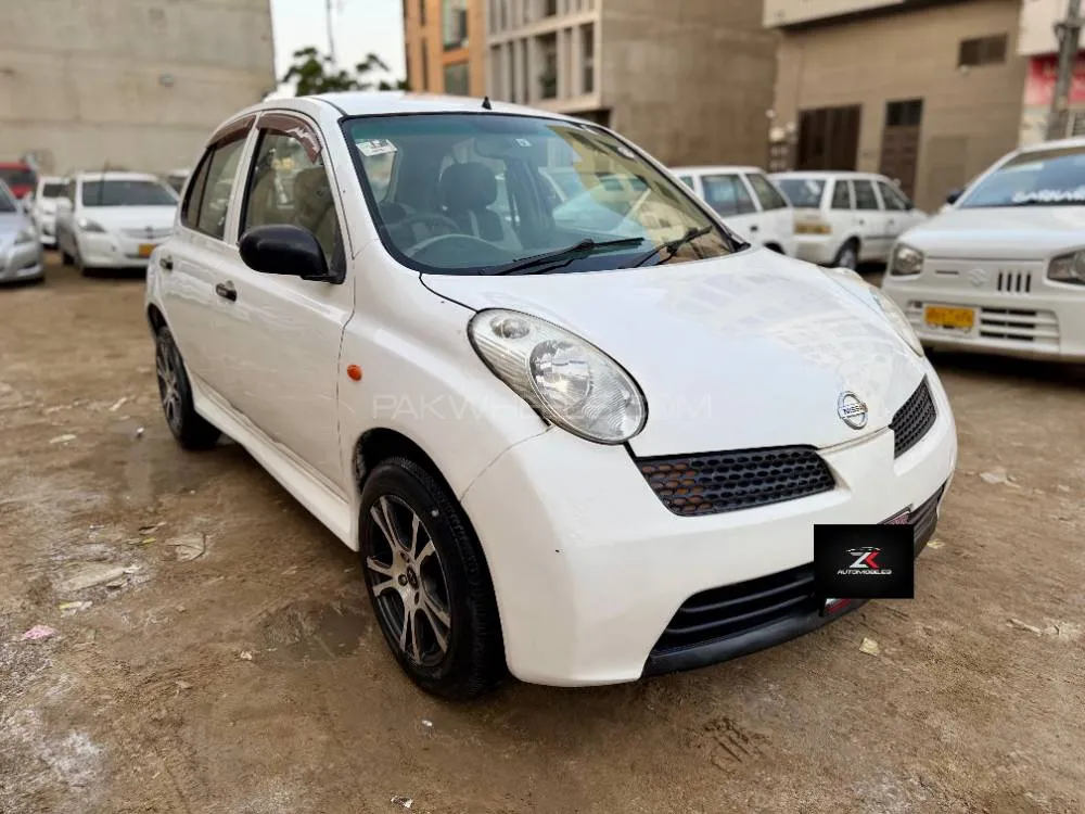 Nissan March 2003 for Sale in Karachi Image-1