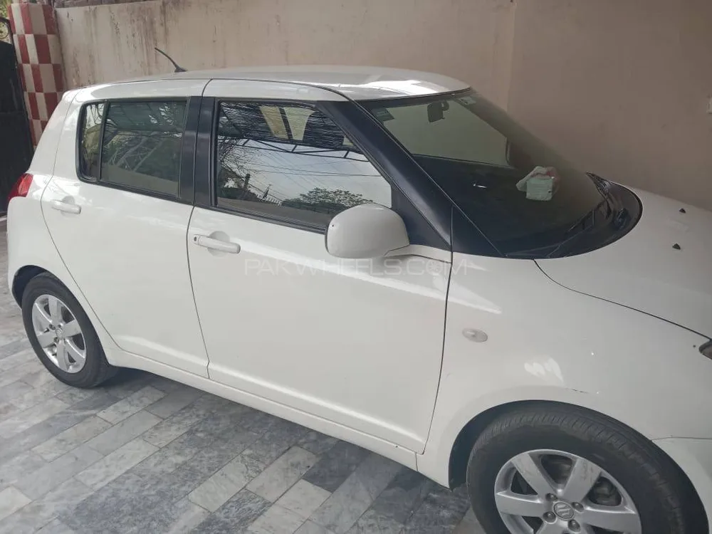 Suzuki Swift 2020 for Sale in Multan Image-1