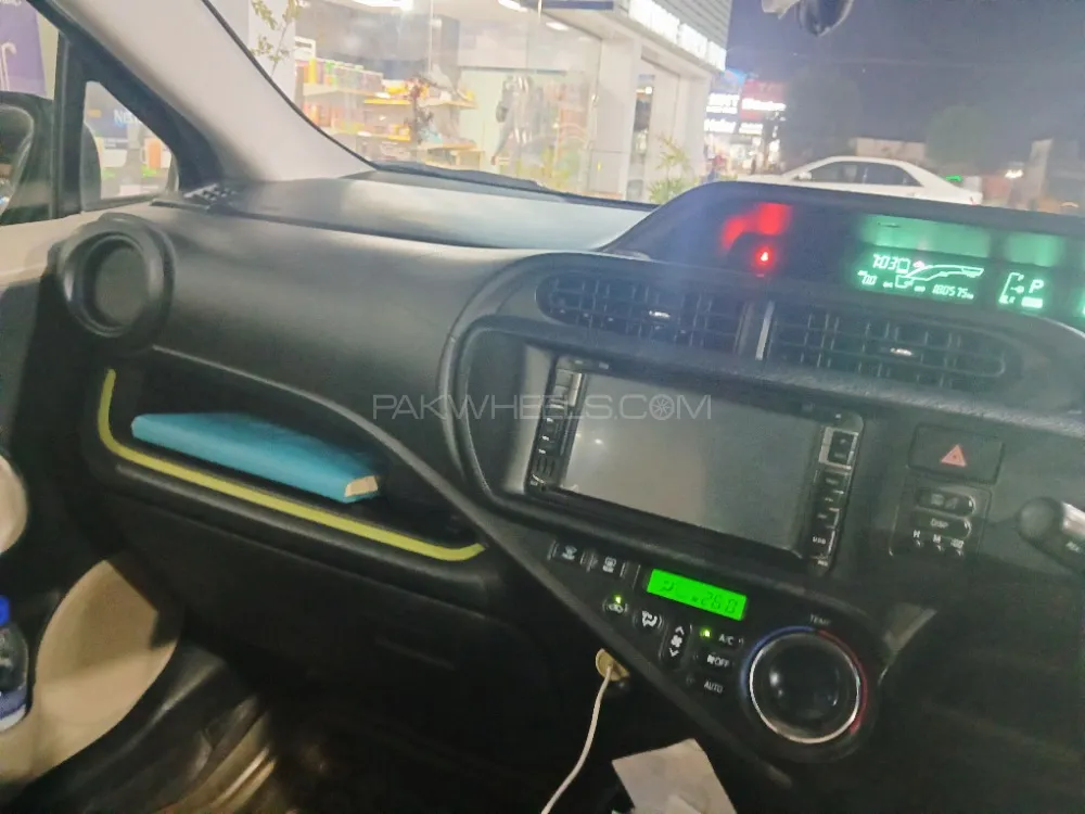 Toyota Aqua 2012 for Sale in Multan Image-1