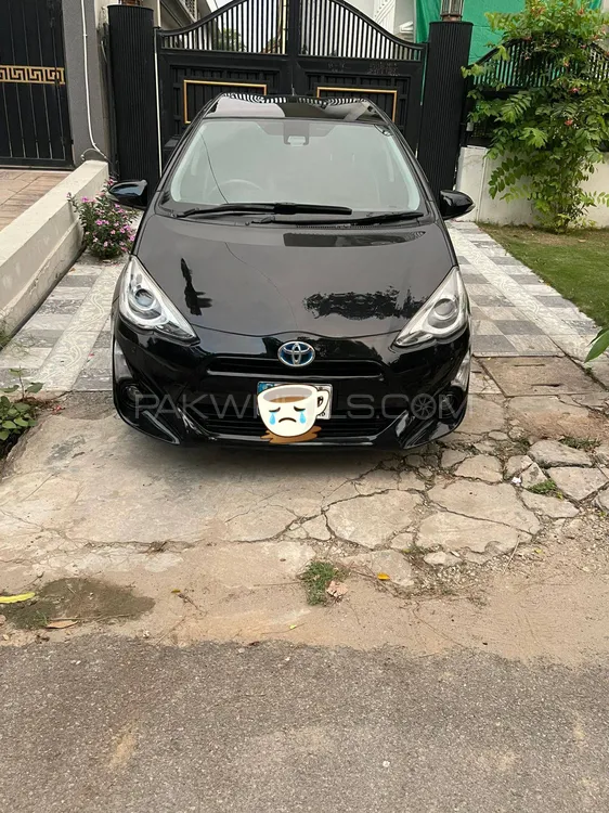 Toyota Aqua 2017 for Sale in Islamabad Image-1