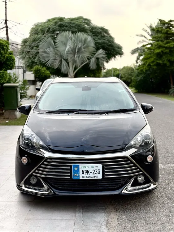 Toyota Aqua 2016 for Sale in Lahore Image-1