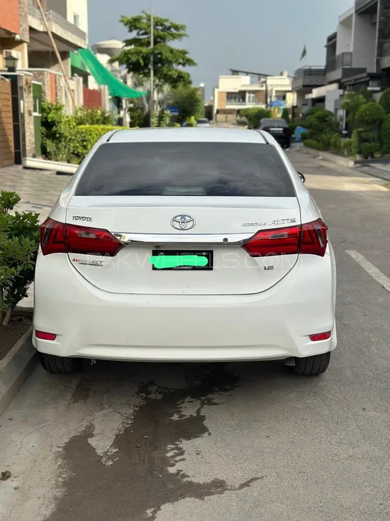 Toyota Corolla 2016 for Sale in Faisalabad Image-1