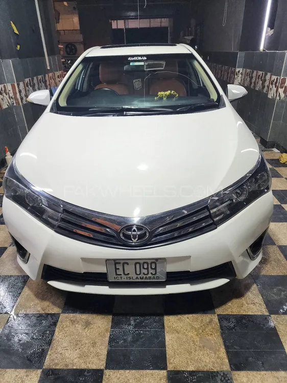 Toyota Corolla 2015 for Sale in Lahore Image-1