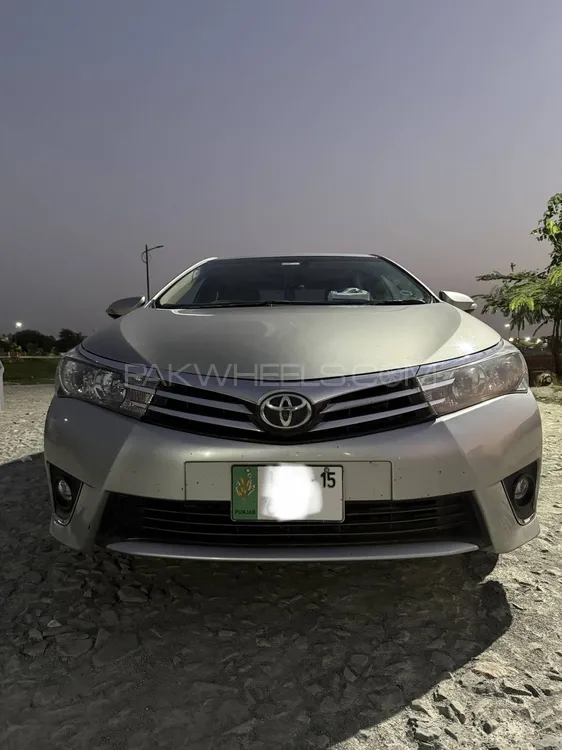 Toyota Corolla 2015 for Sale in Okara Image-1